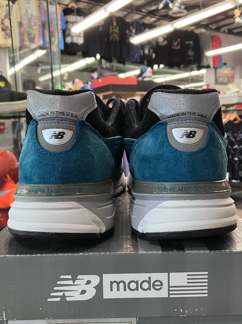 New Balance 990v4 Moroccan Blue Size 13